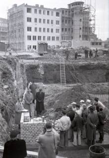 ARH NL Koberg 9661, Karmasch-/Grupenstraße im Bau, Hannover, 1953