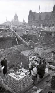ARH NL Koberg 9667, Karmasch- und Grubenstraße im Bau, Altes und Neues Rathaus, Hannover, 1953
