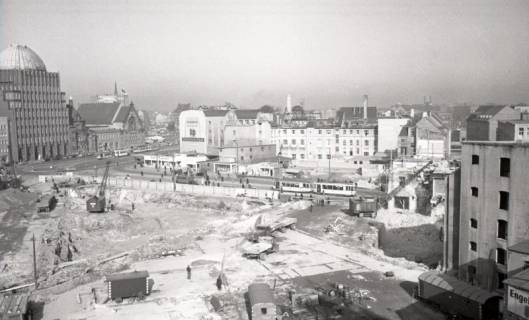 ARH NL Koberg 9676, Bauarbeiten am Steintor, Anzeiger-Hochhaus, Hannover, 1953