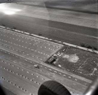 ARH NL Koberg 9882, Feld, bei Hannover?, 1957