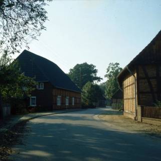 ARH NL Machinowski 77, Blick auf eine Straße, Schwüblingsen, 1981
