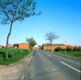 ARH NL Machinowski 321, Blick in Richtung Ortseingang, Lemmie, 1981