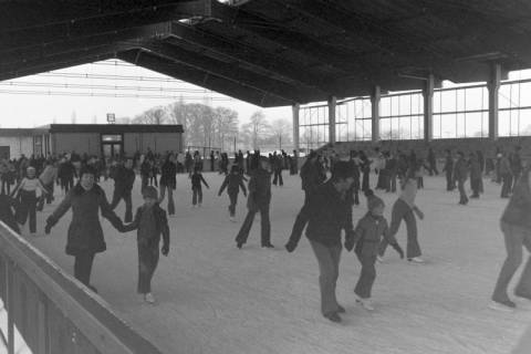 ARH NL Mellin 01-010/0023, Eisstadion in Mellendorf, ohne Datum