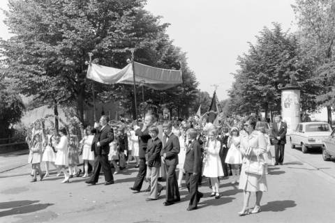 ARH NL Mellin 01-013/0013, Fronleichnamsprozession in Burgdorf, ohne Datum