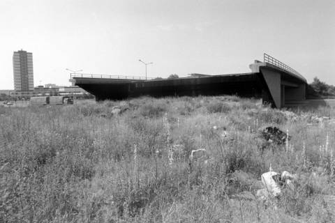 ARH NL Mellin 01-025/0004, Brückenbauwerk der A37 über die Buchholzer Straße in Hannover, ohne Datum