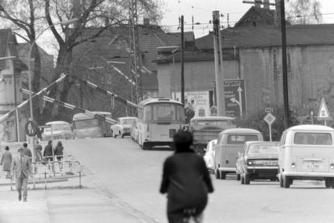 ARH NL Mellin 01-058/0015, Bahnübergang Burgdorfer Straße in Lehrte, nach 1970