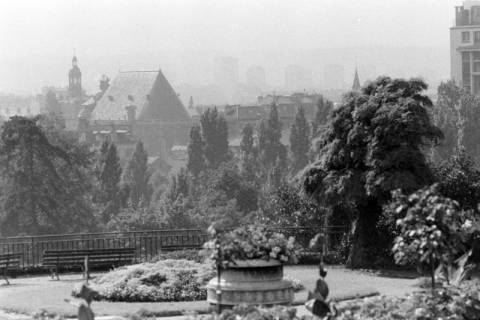 ARH NL Mellin 01-086/0019, Blick von der Lycée Michelet (weiterführende Schule) auf die Stadt, Vanves, ohne Datum