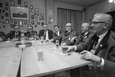 ARH NL Mellin 01-124/0001, Versammlung von Schützen?, ohne Datum