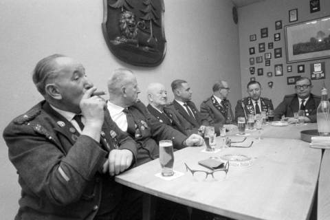 ARH NL Mellin 01-124/0002, Versammlung von Schützen?, ohne Datum