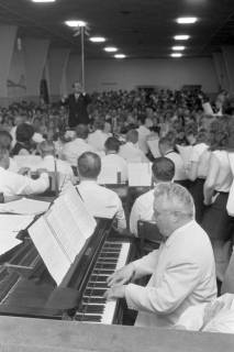 ARH NL Mellin 01-150/0002, Auftritt eines Orchesters mit Gesang?, ohne Datum