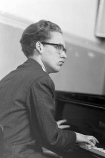 ARH NL Mellin 01-189/0007, Pianist, ohne Datum