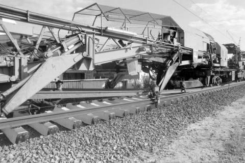 ARH NL Mellin 01-189/0011, Gleisbaumaschine, ohne Datum