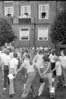 ARH NL Mellin 01-195/0014, Feier von Jugendlichen, ohne Datum