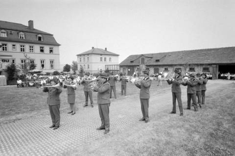ARH NL Mellin 01-196/0007, Jagdhornbläser am Jagdschloss Springe, ohne Datum