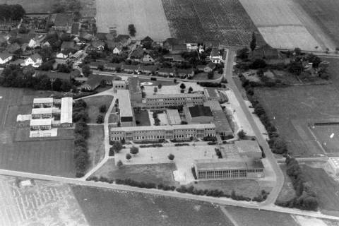 ARH NL Mellin 02-007/0009, Schulgebäude, ohne Datum