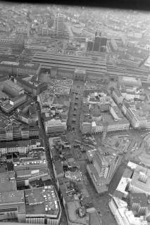 ARH NL Mellin 02-015/0019, Kröpcke und Hauptbahnhof, Hannover, um 1975