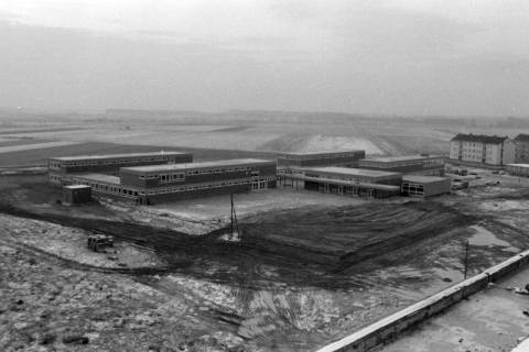 ARH NL Mellin 02-022/0014, Volksschule III (heute Gudrun-Pausewang-Schule), Burgdorf, nach 1967