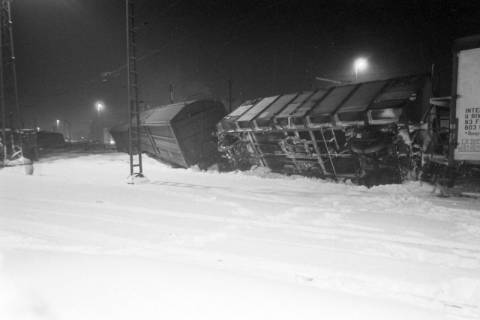 ARH NL Mellin 02-052/0001, Zugentgleisung im Winter, ohne Datum