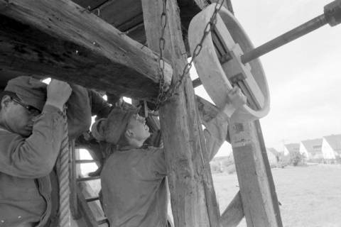 ARH NL Mellin 02-081/0015, Bau einer Windmühle, ohne Datum