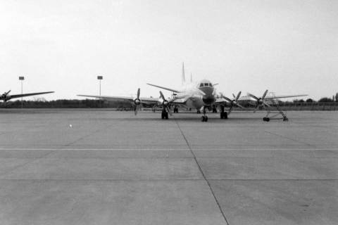 ARH NL Mellin 02-083/0006, Parkendes Flugzeug, um 1971