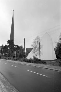 ARH NL Mellin 02-090/0013, Kirche der Martin-Luther-Kirchengemeinde, Ehlershausen, nach 1966