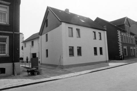 ARH NL Mellin 02-125/0012, Neubau eines Wohngebäudes, Burgdorf?, um 1975