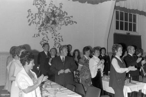 ARH NL Mellin 02-158/0009, Jubiläumsfeier zum 100-jährigen Bestehen der Feuerwehr Burgdorf(?), wohl 1971