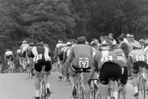ARH NL Mellin 02-160/0012, Radsportler bei Gehrden, um 1975