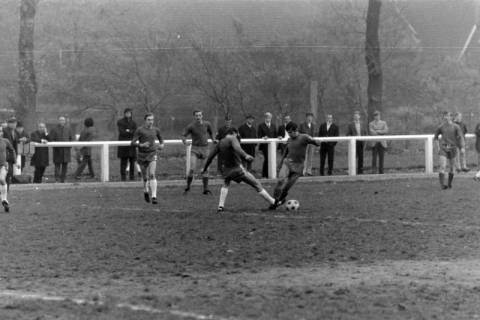 ARH NL Mellin 02-161/0001, Fußballspiel, um 1975