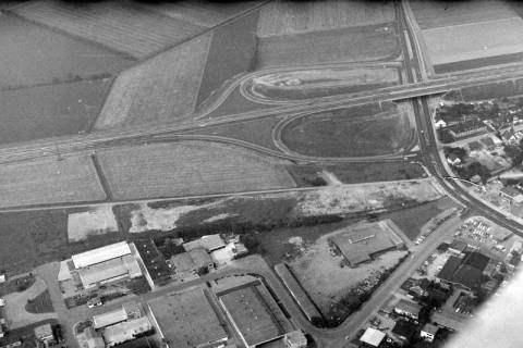ARH NL Mellin 02-174/0004, Autobahnauffahrt zur A2, Lehrte, um 1970