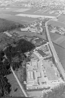 ARH NL Mellin 02-180/0014, Firmengelände und Krankenhaus Klinikum Springe, um 1970