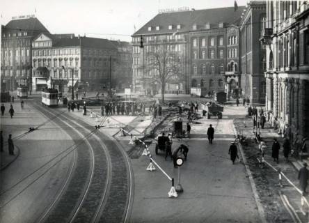 ARH Slg. Mütze 020, Ernst-August-Platz nach fast vollendetem Umbau, Hannover, 1938