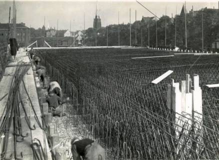 ARH Slg. Mütze 276, Bewehrungsarbeiten am Luftschutzbunker "Am Welfenplatz", Oststadt, 1941