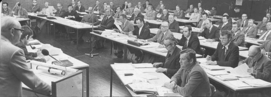 ARH Slg. Bartling 38, Ratssitzung im FZZ, 1974