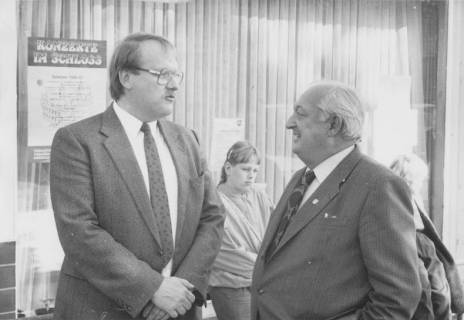 ARH Slg. Bartling 135, Henry Hahn, Bürgermeister und Jürgen Fricke, Ratsherr (SPD), um 1986