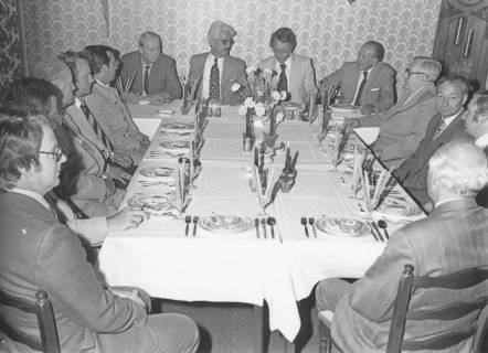 ARH Slg. Bartling 204, Abendessen zu Ehren von Jesco von Puttkamer, Raumfahrtingenieur und Buchautor, mit Vertretern der Stadt und des Landkreises, um 1974