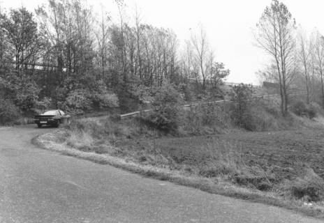 ARH Slg. Bartling 592, Nordstraße neben der B 6 an der Bahnbrücke, Neustadt a. Rbge., nach 1985