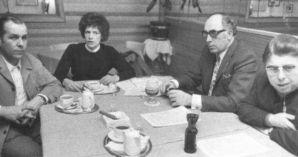 ARH Slg. Bartling 627, Diskussionsrunde mit Friedrich Rohde, Erika Künnecke, Fritz Steinbacher und Edfried Bühler, 1972