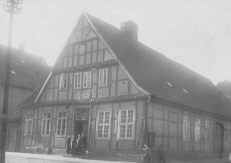 ARH Slg. Bartling 646, Fachwerkhaus Schulstraße / Ecke Marktstraße, um 1950