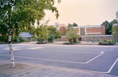 ARH Slg. Bürgerbüro 271, Fridtjoy-Nansen-Schule, Vahrenheide, 2000