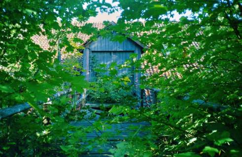 ARH Slg. Bürgerbüro 526, Hochbrücke zum Gebäude des Kalkbrennofens im Willy-Spahn-Park, Ahlem, zwischen 1995/1996