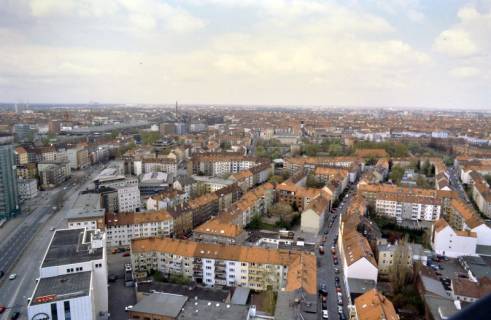 ARH Slg. Bürgerbüro 659, Blick vom Bredero Hochhaus Lister Tor auf die Stadt, Hannover-Oststadt, 1997