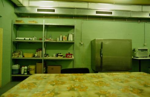 ARH Slg. Bürgerbüro 691, Küche im Luftschutzbunker unter dem Hauptbahnhof, Hannover, 1997