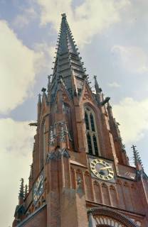 ARH Slg. Bürgerbüro 857, Blick auf den Kirchenturm der Christuskirche, Hannover-Nordstadt, 1997