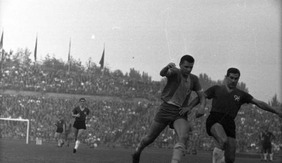 ARH Slg. Fratzer 01-0013/00026, Fußball Bundesliga 1964, Hannover 96 gegen Eintracht Braunschweig, Hannover, 1964