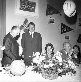 ARH Slg. Fratzer 01-0015/0004, 1954 Deutscher Meister - 10 Jahre Jubiläumsfeier von Hannover 96, Hannover, 1964