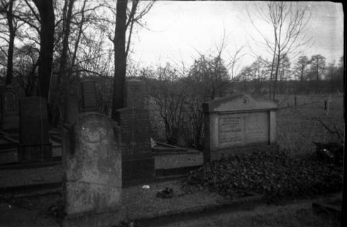 ARH Slg. Fritsche 145, Jüdischer Friedhof in der Uetzer Straße, Burgdorf, ohne Datum