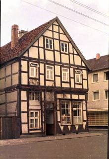 ARH Slg. Fritsche 153, Friseurgeschäft in der Mittelstraße, Burgdorf, ohne Datum