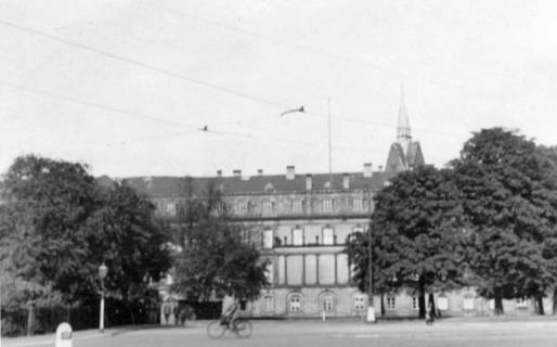 ARH Slg. Janthor 0052, Hinter dem Leineschloss, Hannover, 1943