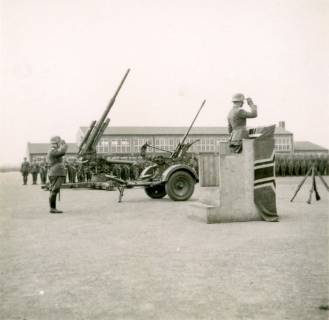 ARH Slg. Janthor 0275, Vereidigung von Soldaten, Hannover?, um 1940